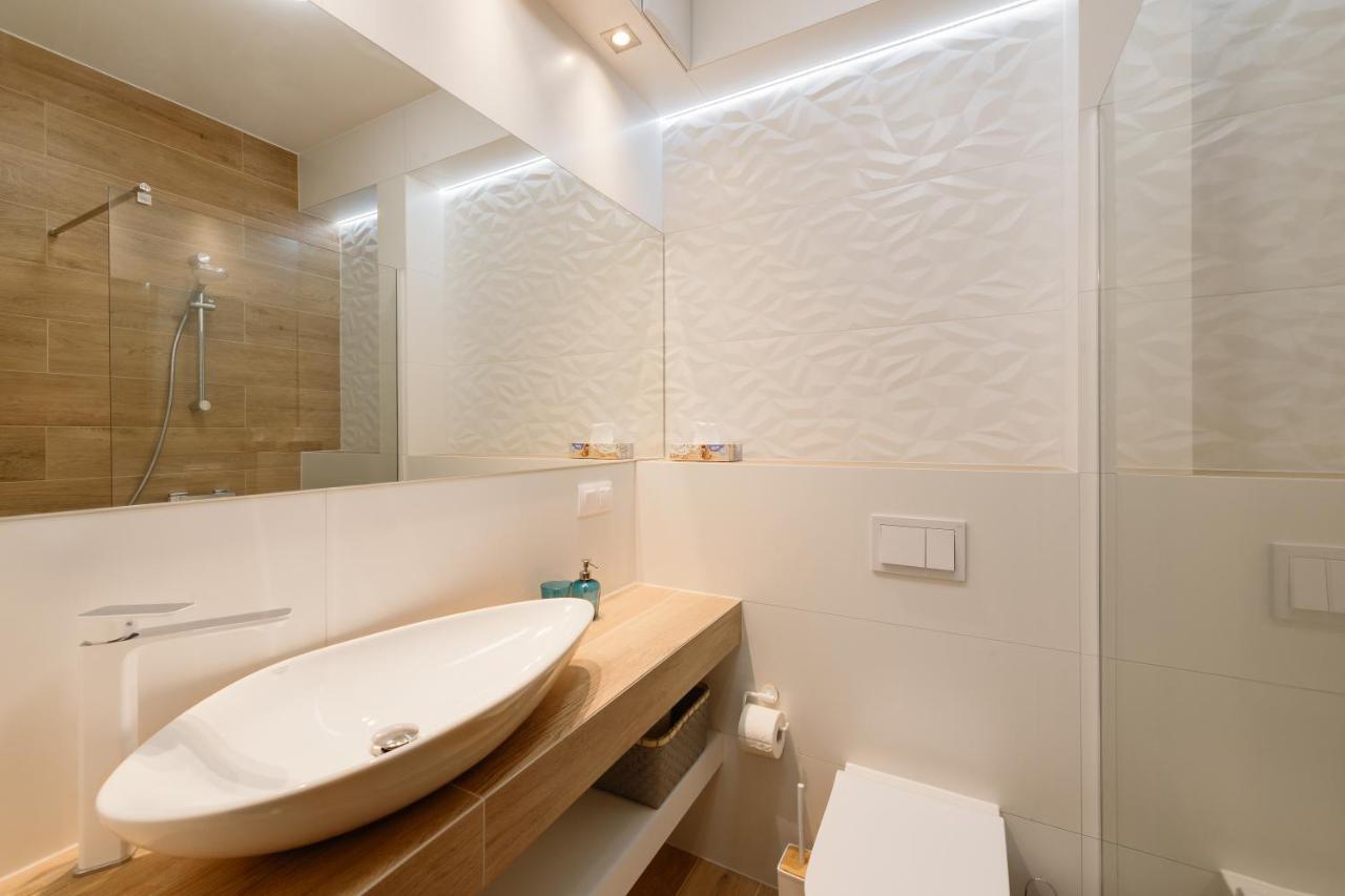 Friendly Apartments - Primavera Krakow Ngoại thất bức ảnh