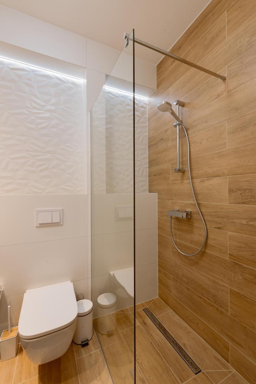 Friendly Apartments - Primavera Krakow Ngoại thất bức ảnh